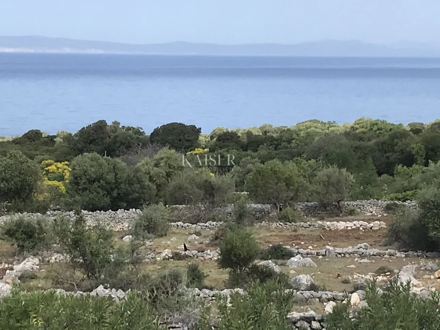 pag - teren s idejnim projektom na samo 500m od mora - slika 4