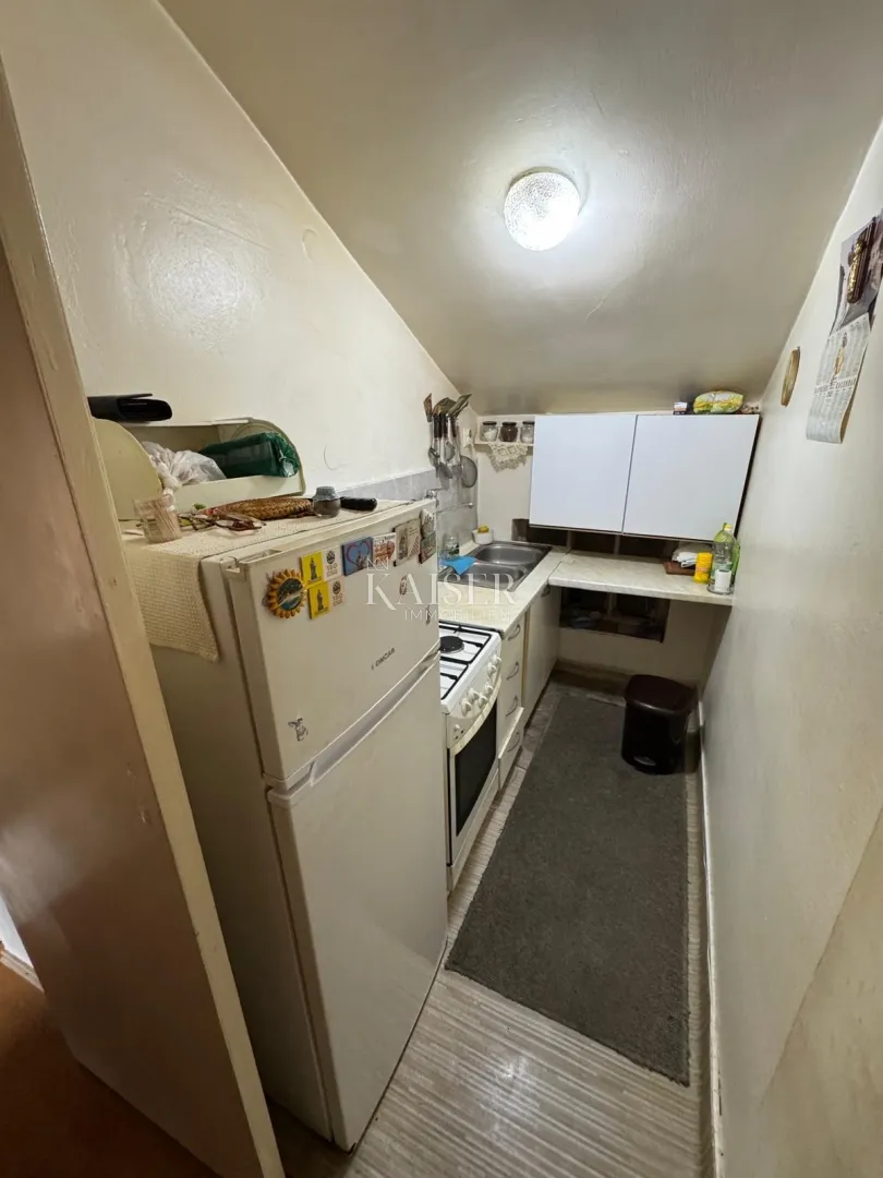 zaprešić, centar, dvosobni stan 70 m² - slika 8