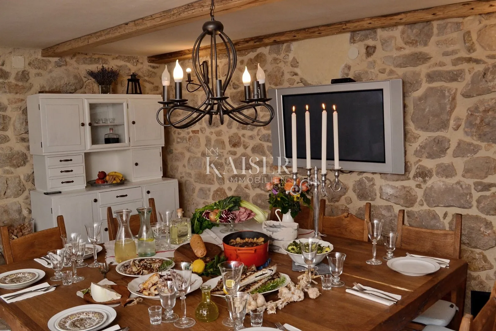 otok krk, malinska- kamena kuća 120m2 s bazenom - slika 9