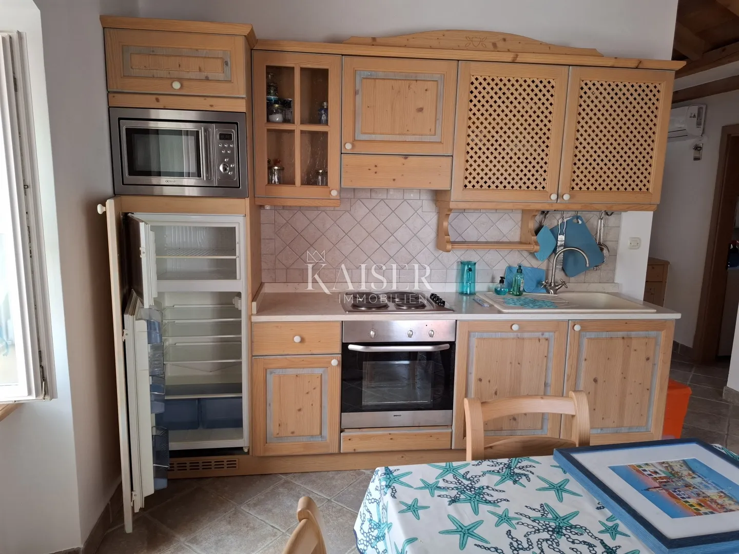 otok lošinj, veli lošinj, dvosobni stan+db u strogom centru - slika 3