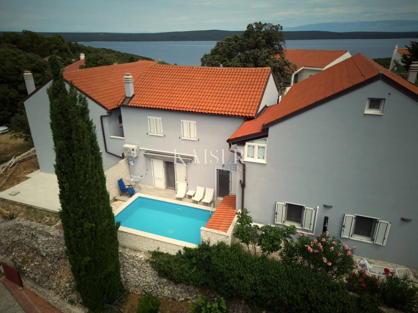 kuća s bazenom i pogledom na more – sveti jakov, mali lošinj - slika 2