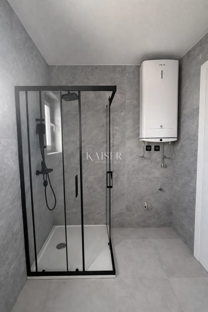 zadar – privlaka | apartman s krovnom terasom i pogledom, 200 m od mora - slika 20