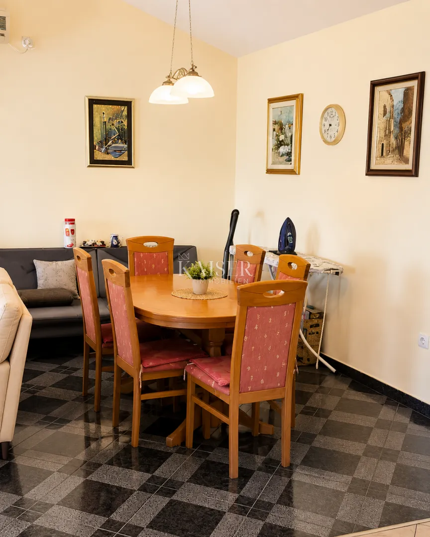 primošten, vadalj - prizemnica sa velikom okućnicom nadomak mora - slika 5