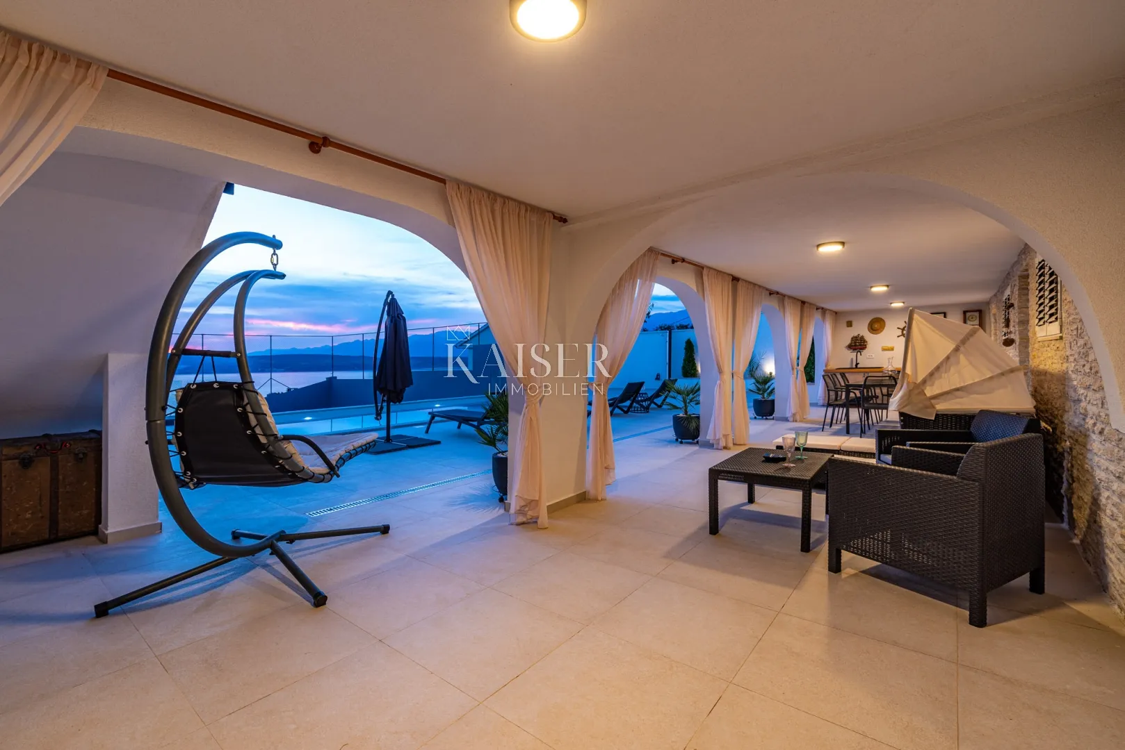 zadar, novigrad - villa s bazenom 250m2, 70m od mora - slika 6