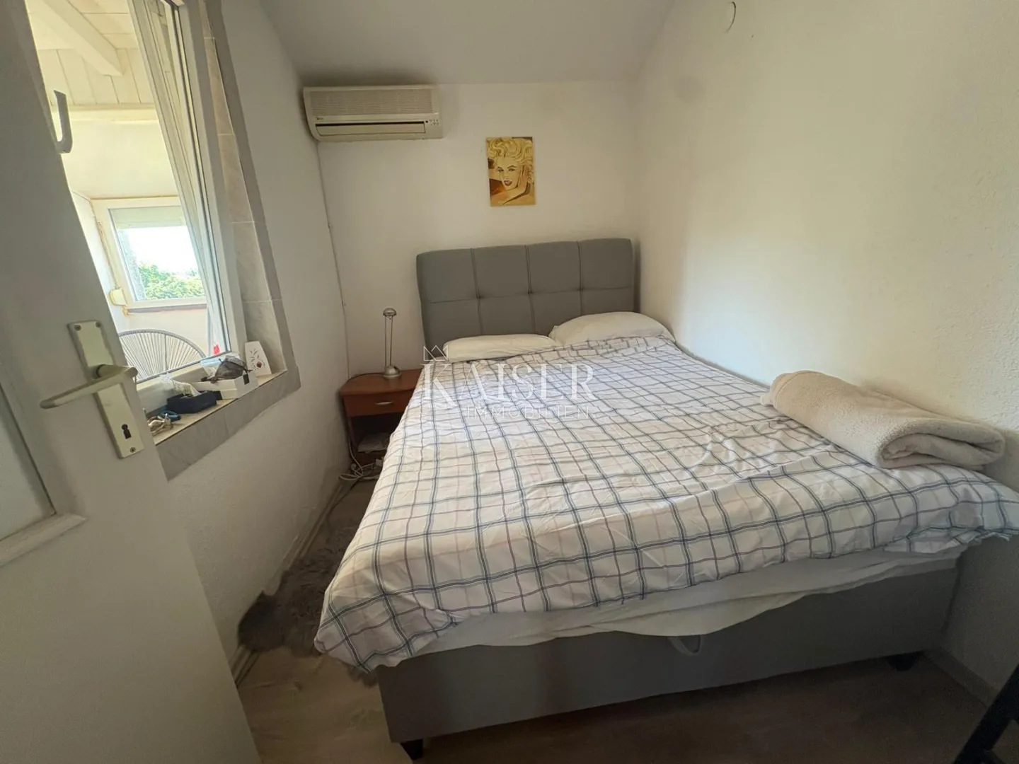 poreč, červar porat, obnovljen dvoetažni stan 150m od mora - slika 9