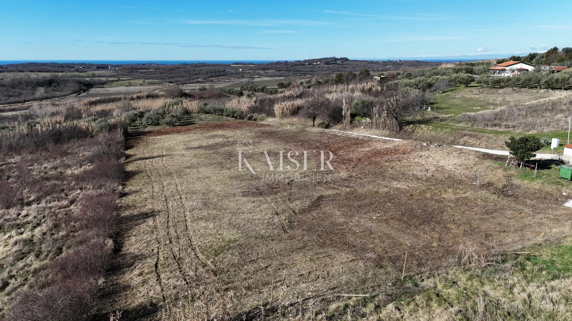 istra, buje - građevinsko zemljište, 1.036m2, vrhunska lokacija - slika 10
