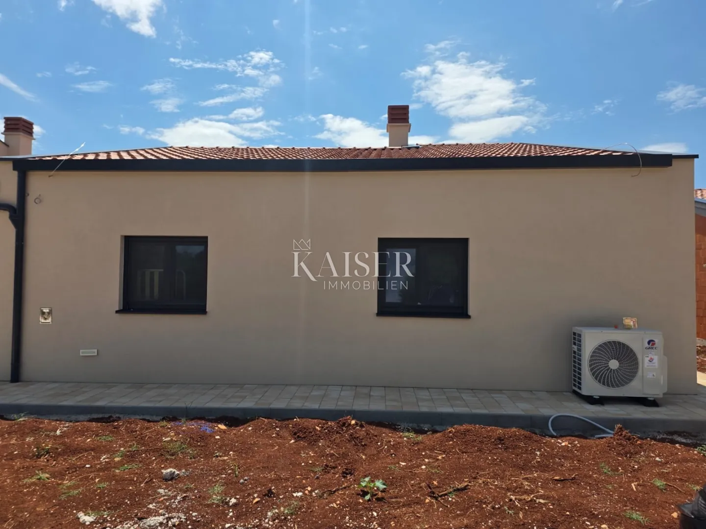 istra, kaštelir- dvojna kuća s tri spavaće sobe - slika 3