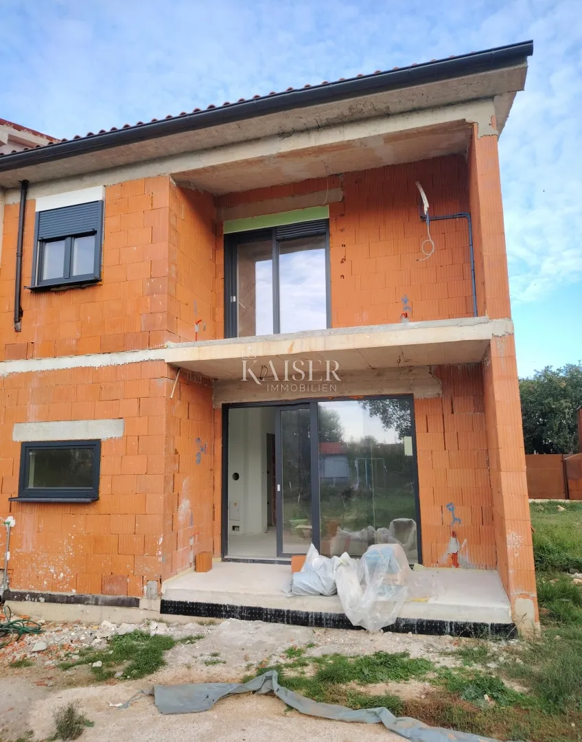 istra, ližnjan, kuća - sa stanom na dvije etaže 113m2 - slika 4