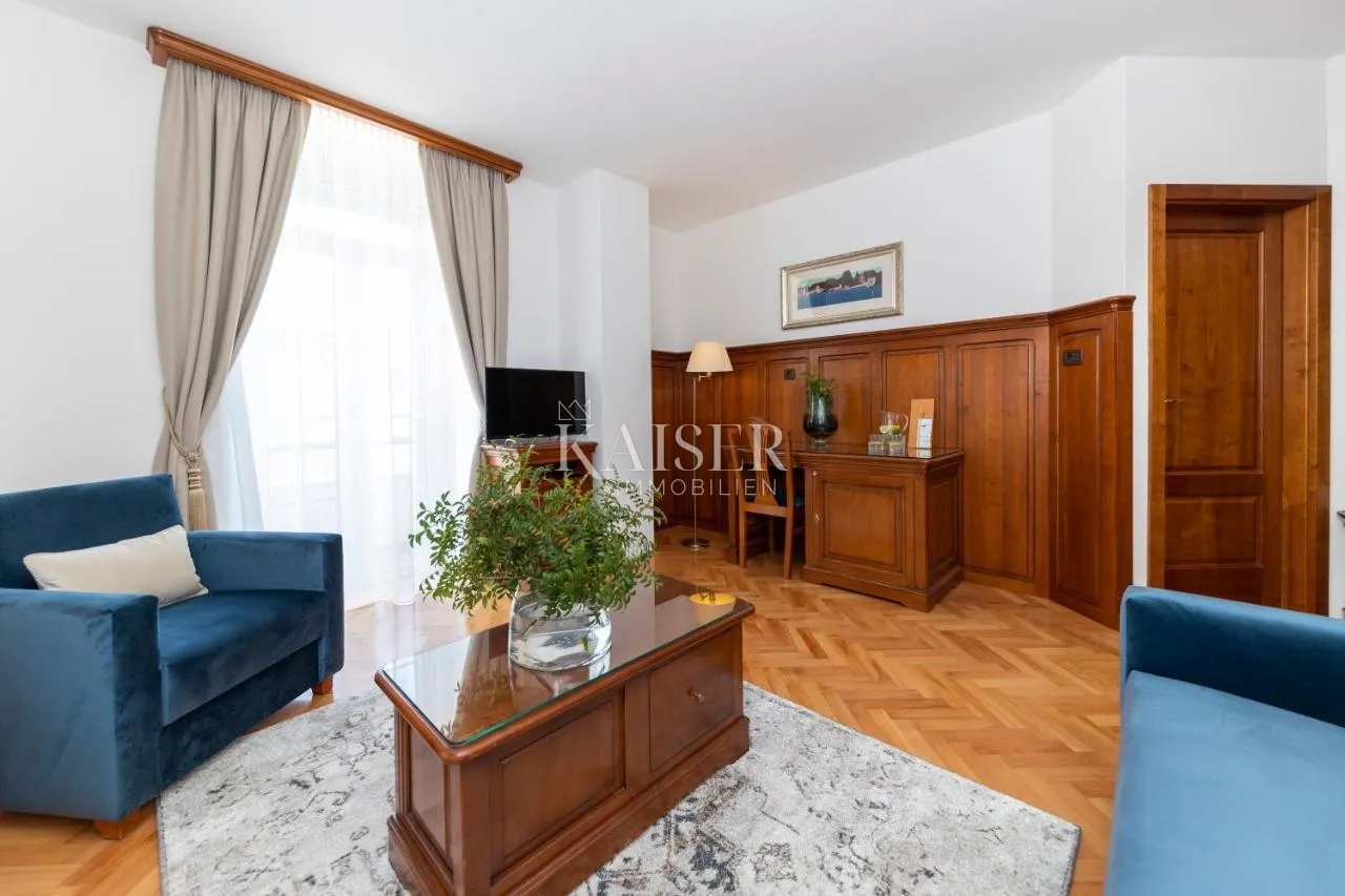 šibenik - hotel prvi red do mora - slika 13
