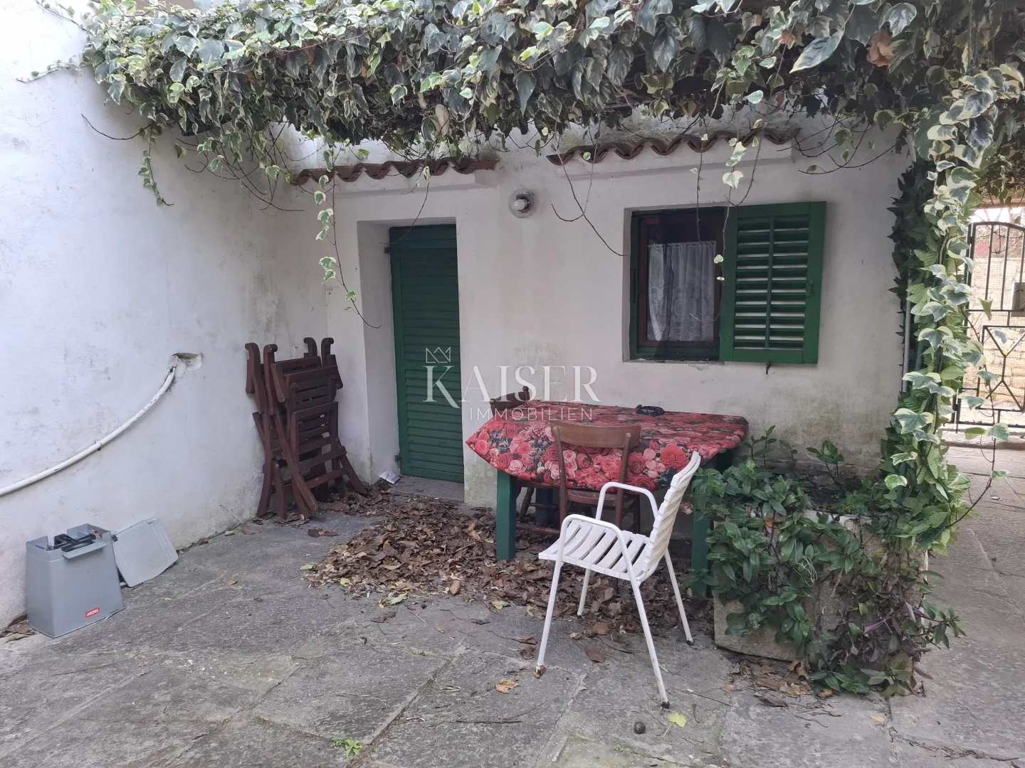 otok cres-lošinj, osor, bivši samostan, 50 m od mora - slika 40