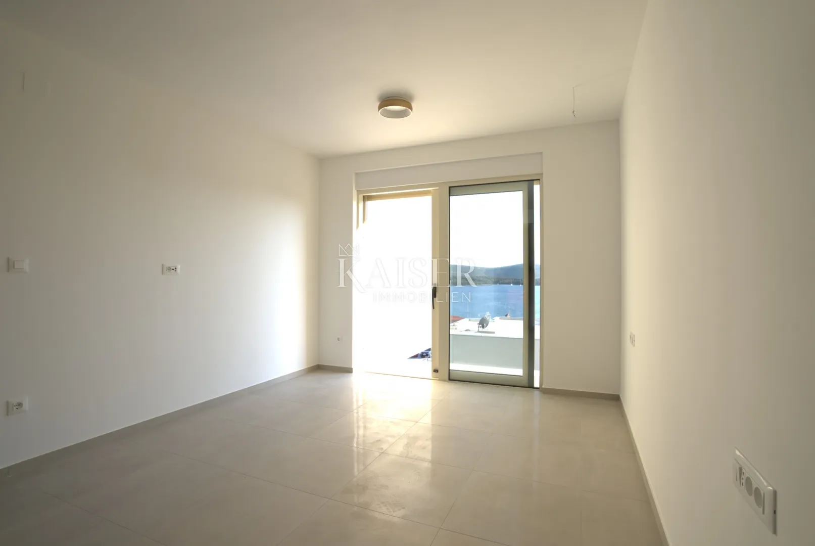 šibenik, jasenovo – luksuzna trosobna kuća 171,15 m² s panoramskim pogledom na more - slika 24
