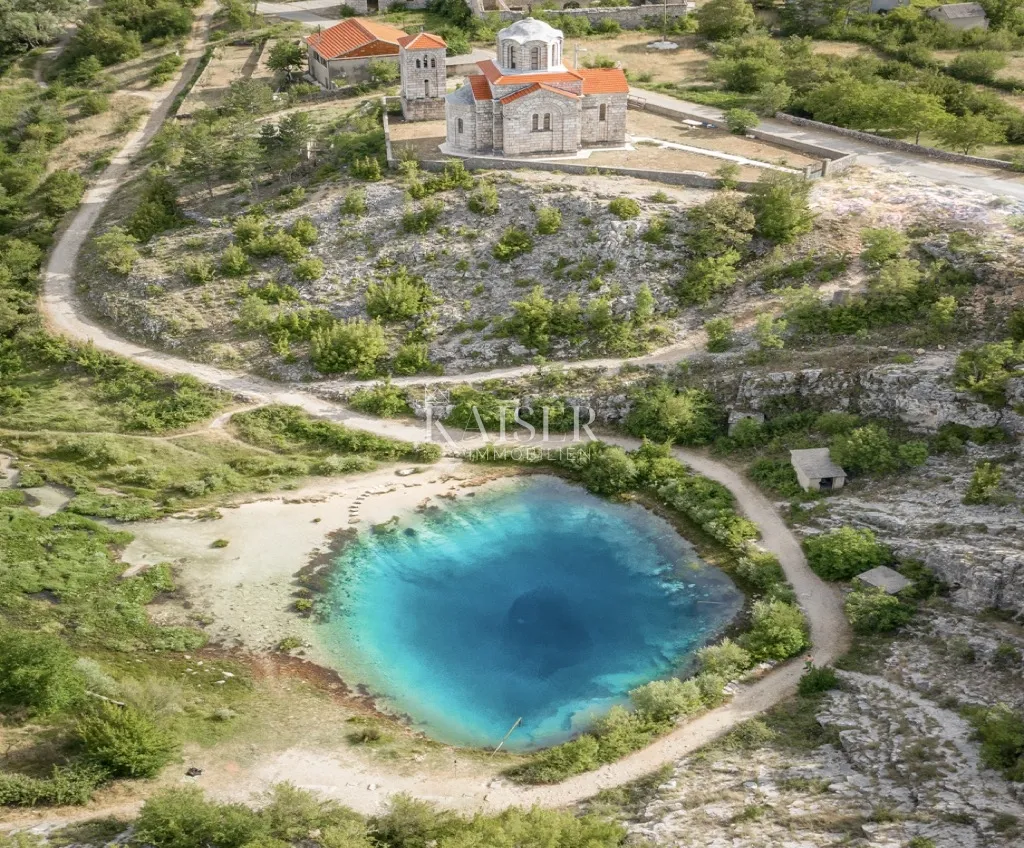 otok hvar - kuća prvi red do mora - slika 29