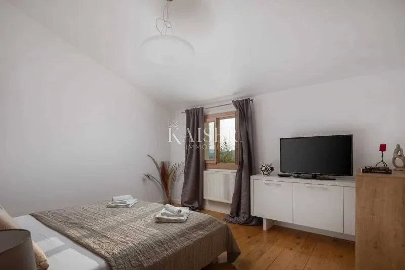 šibenik-žaborić – luksuzna vila 358 m² s bazenom, konobom i panoramskim pogledom - slika 29
