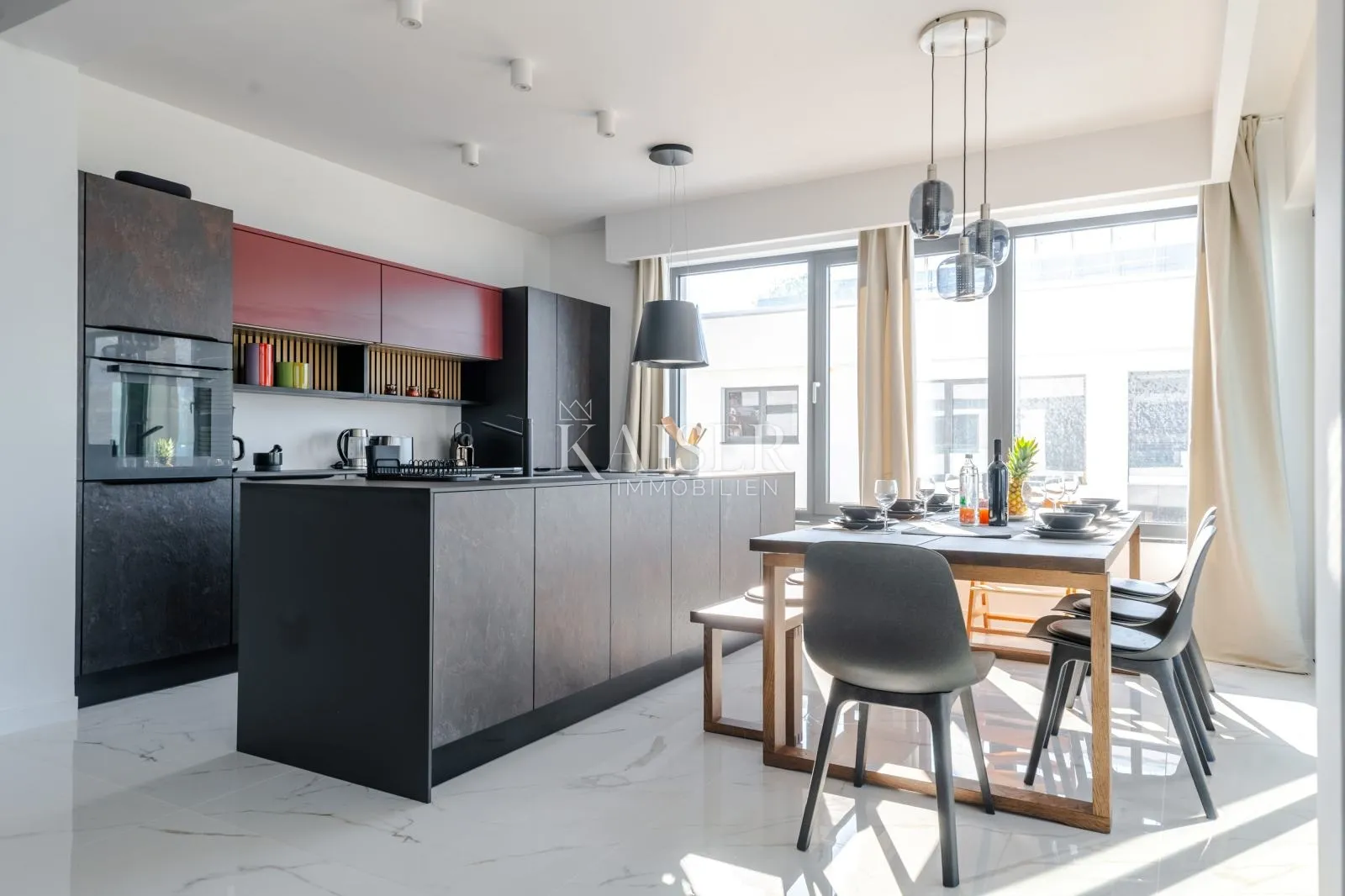 penthouse s očaravajućim pogledom na more i planine - slika 2