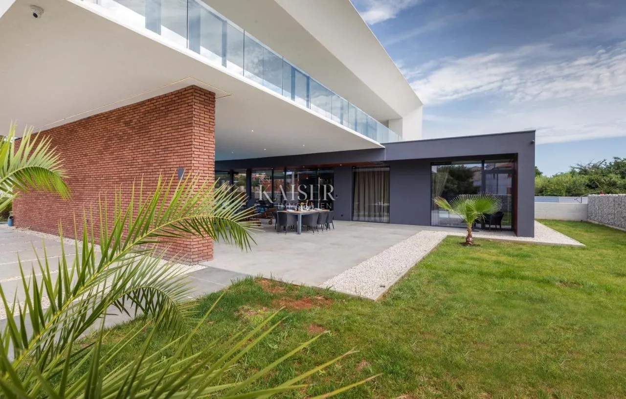 istra, medulin - zapanjujuća vila nedaleko mora, 500 m2 - slika 12