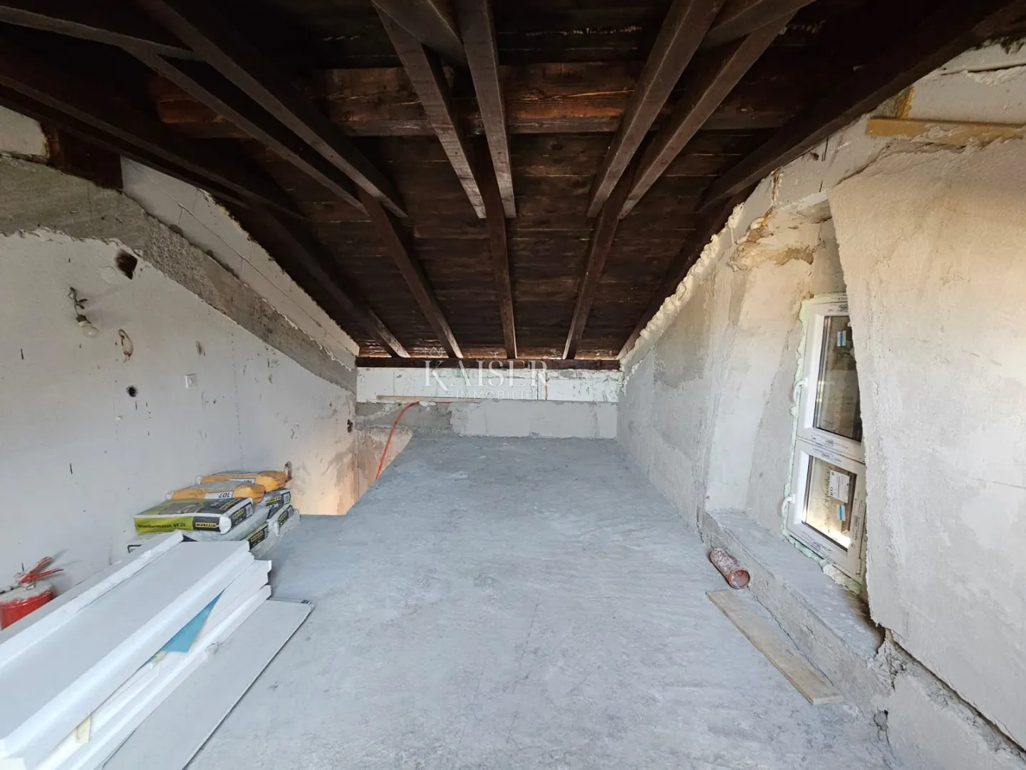 baška - šarmantna kuća u staroj jezgri 85m2 - slika 11