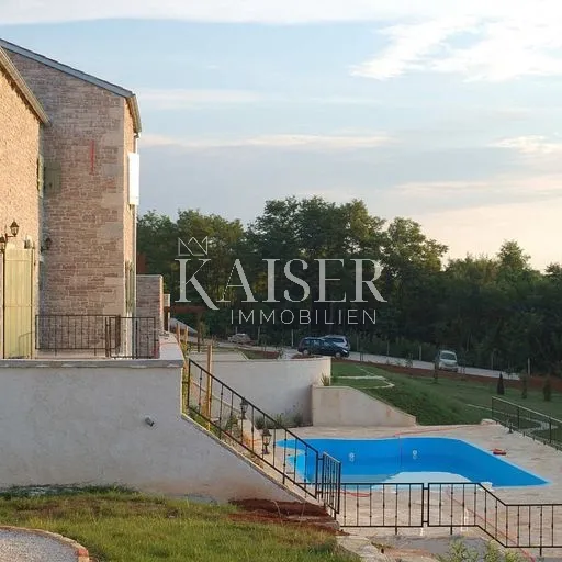 istra, motovun- okolica, kamena kuća - slika 2