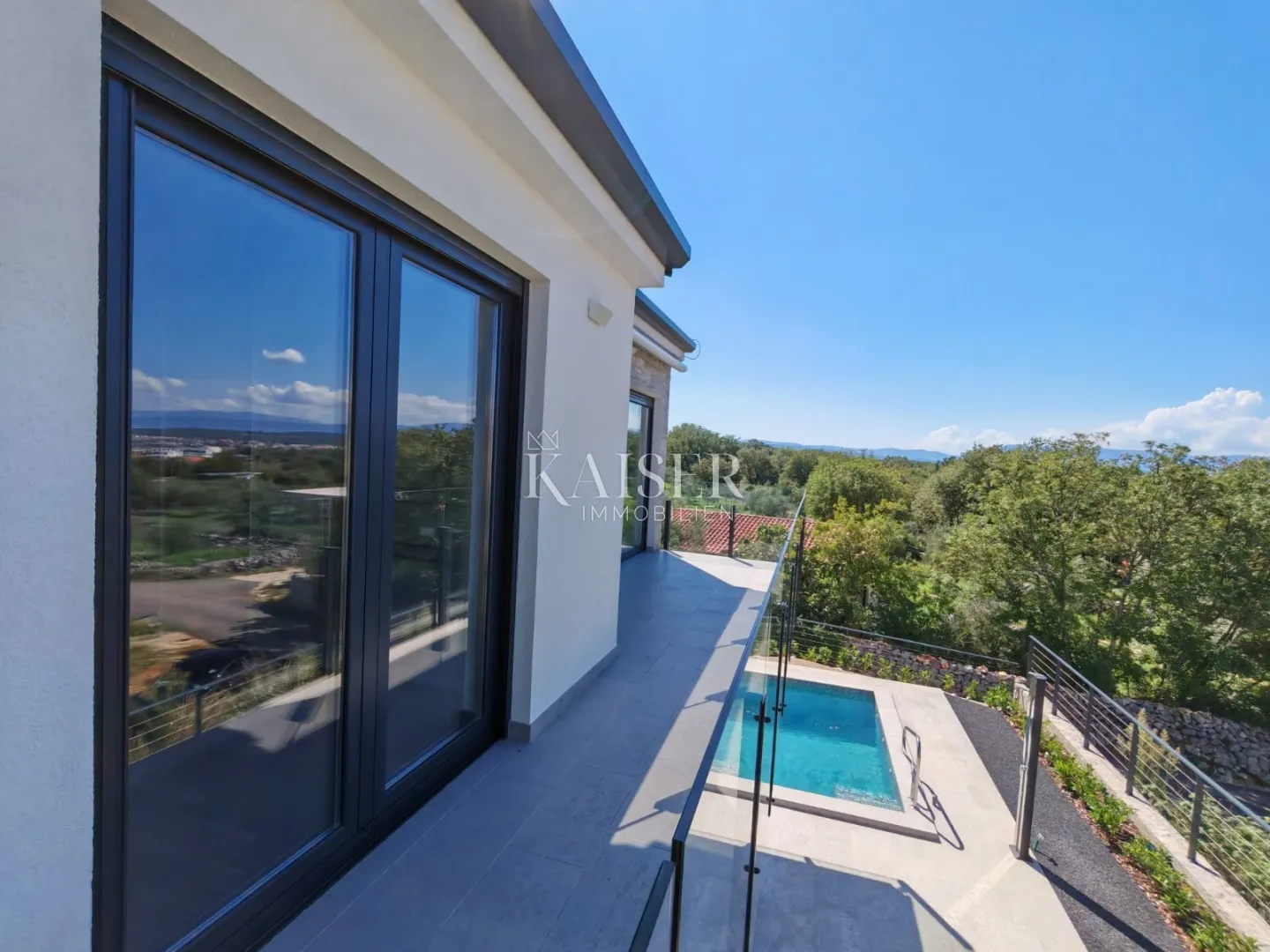 otok krk, malinska- luksuzna vila 208m2 s bazenom i pogledom na more - slika 22