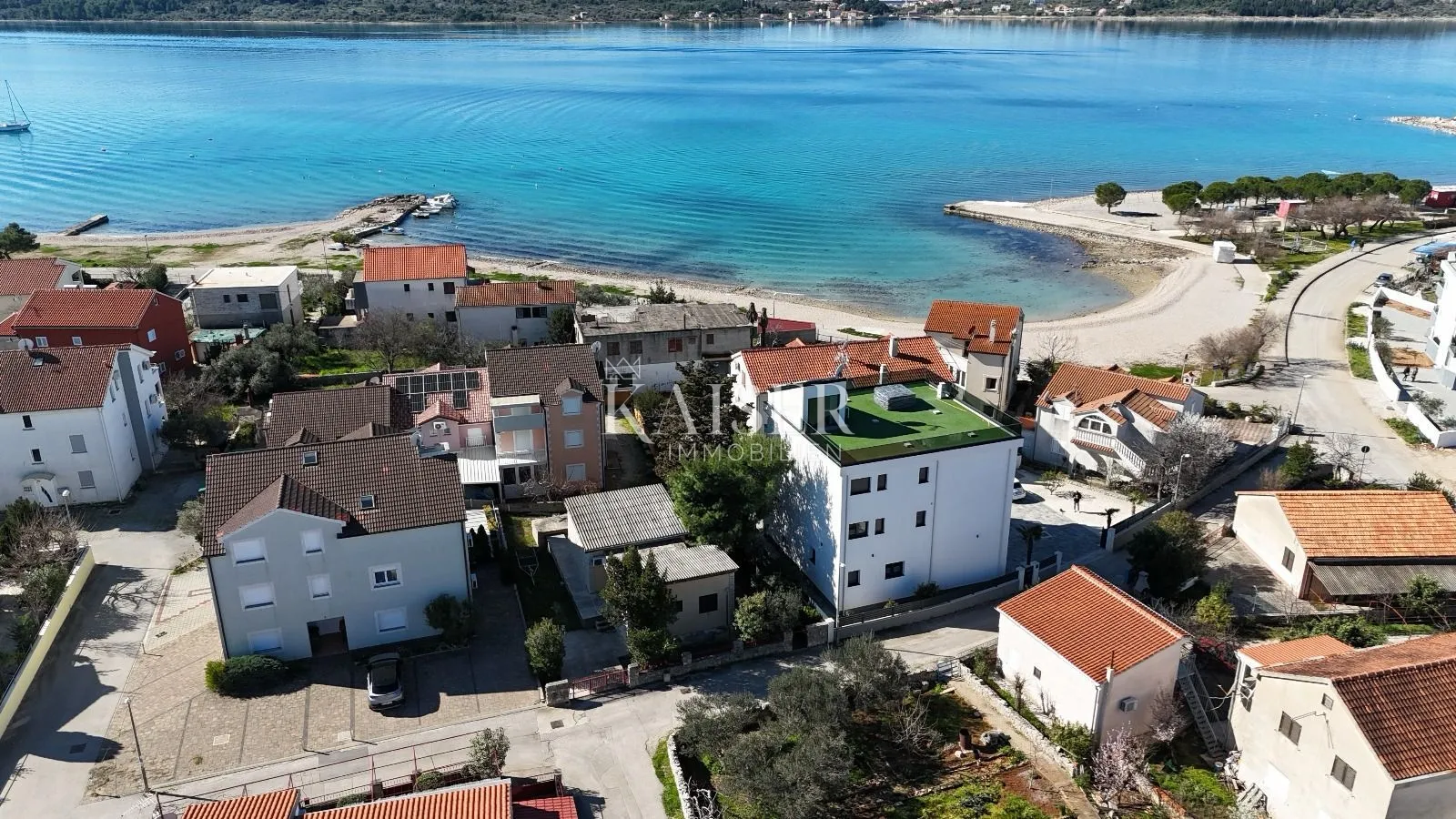 trosobni penthouse sa krovnom terasom - srima, vodice - slika 3