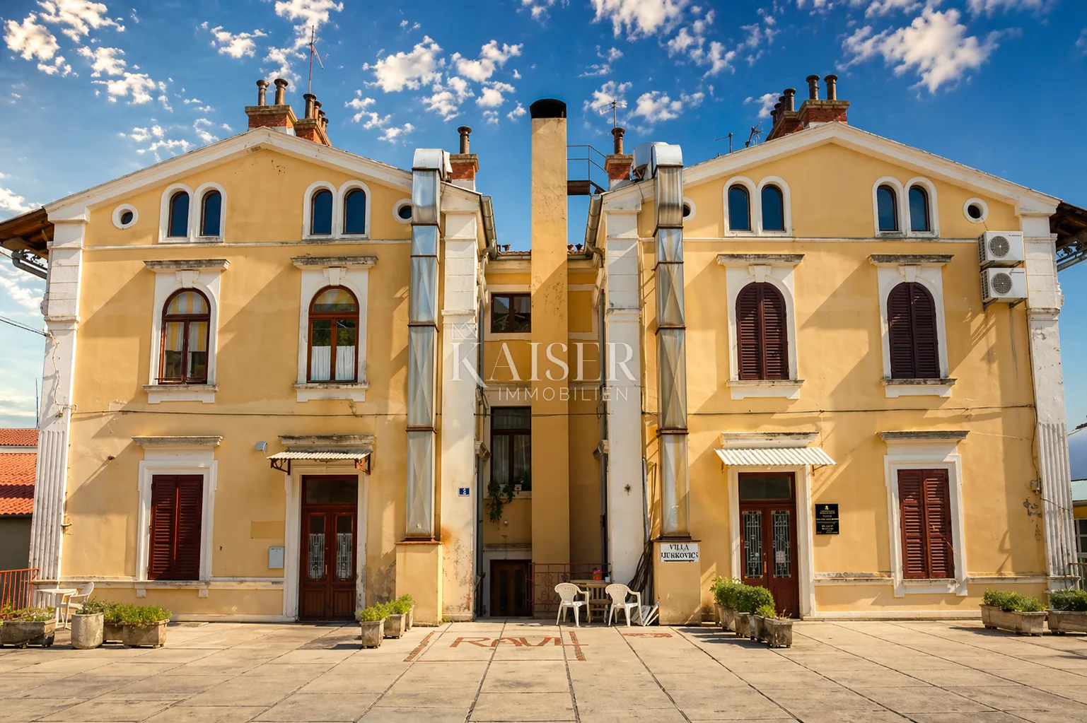 opatija centar – prostran stan s 4 sobe, 3 balkona i parkingom, 70 m od mora - slika 16
