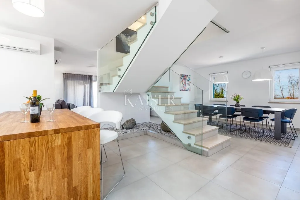 istra - poreč, ekskluzivna vila sa 6 apartmana blizu mora - slika 22