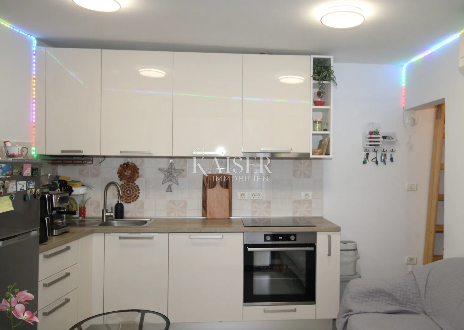istra, rovinj- dvosoban stan 72m2 na odličnoj lokaciji s pogledom na more - slika 3