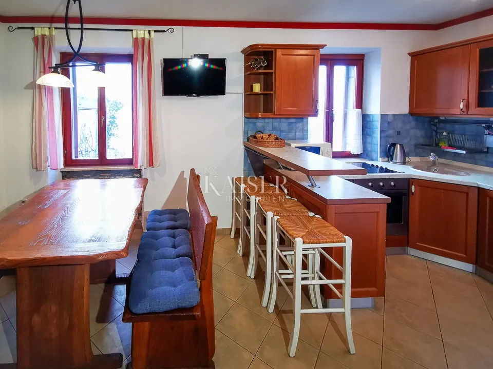 istra, rovinj- ekskluzivan stan 40m2 uz more - slika 2