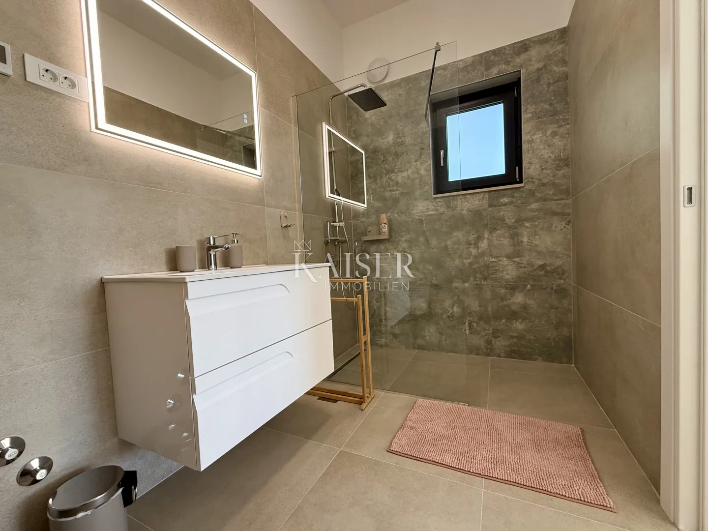 istra, labin - novogradnja s bazenom 218 m2 - slika 15