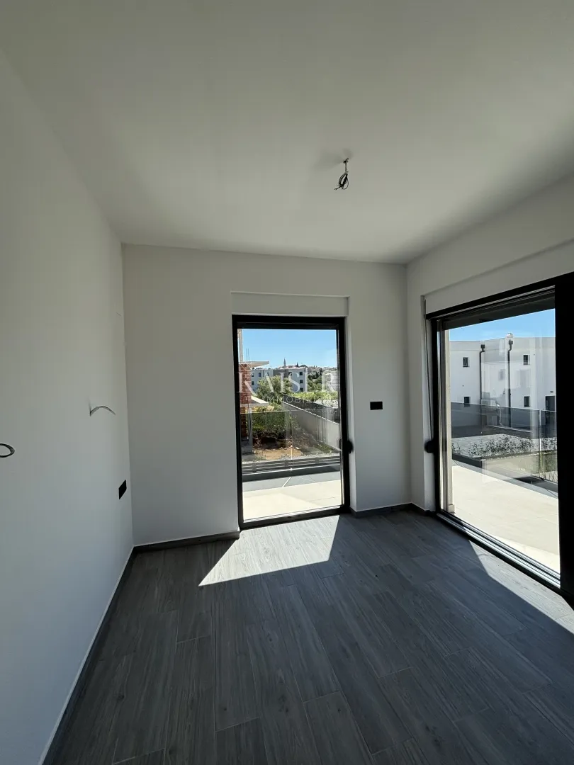 istra, tar - moderna luksuzna vila s bazenom 242m2 - slika 8