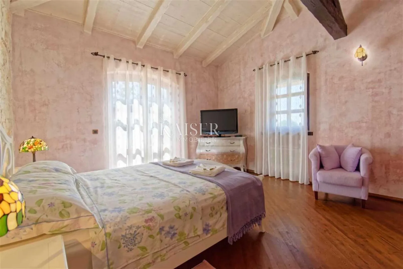 istra - poreč, luksuzna rustikalna vila - slika 19