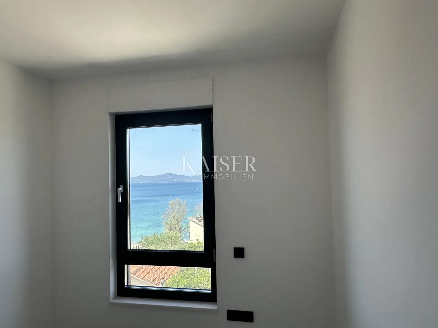 zadar, diklo, stan 94,58 m2, krovna terasa, 50 m od mora - slika 6