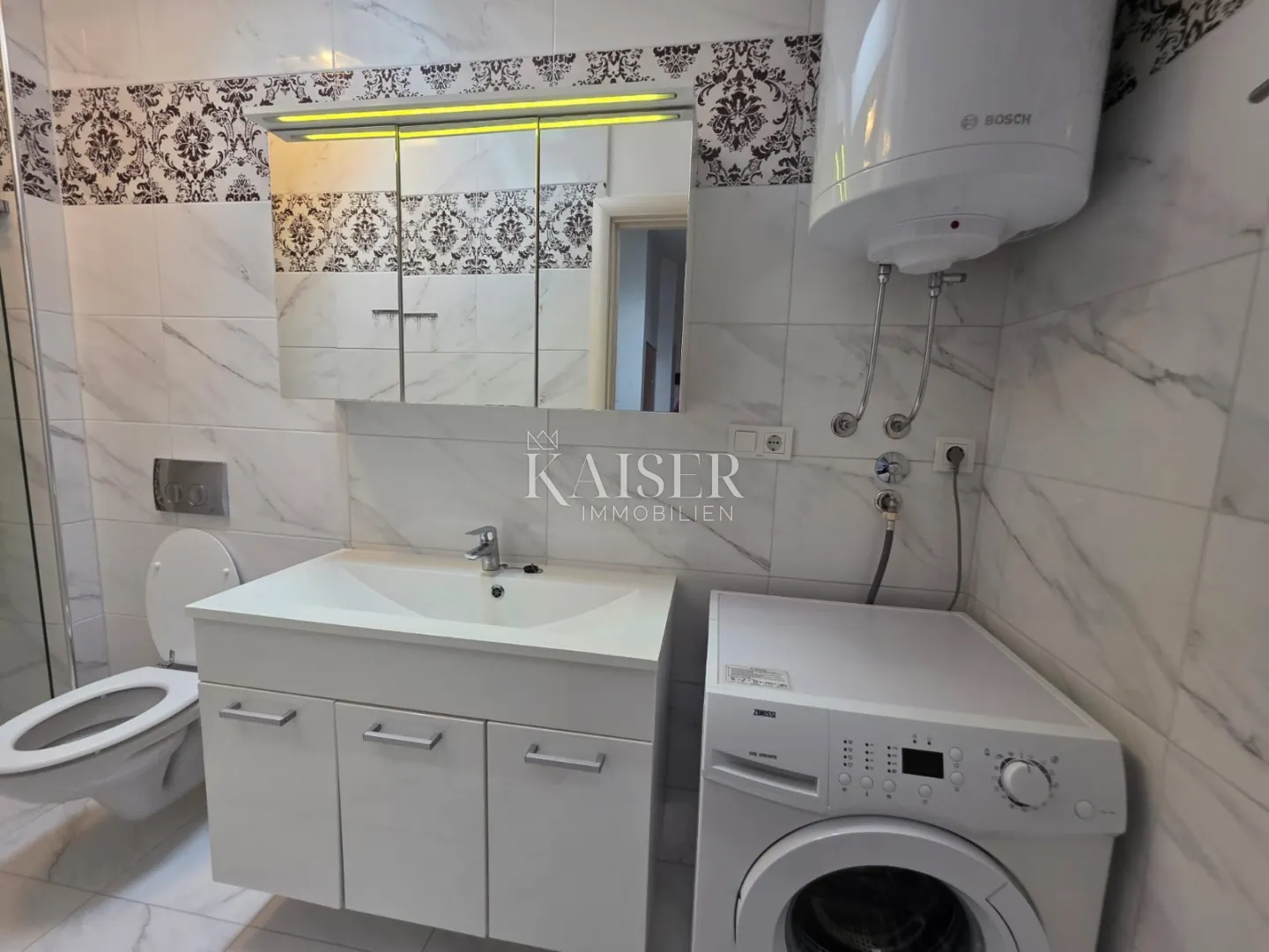 mali lošinj, renoviran stan blizu centra i mora - slika 9