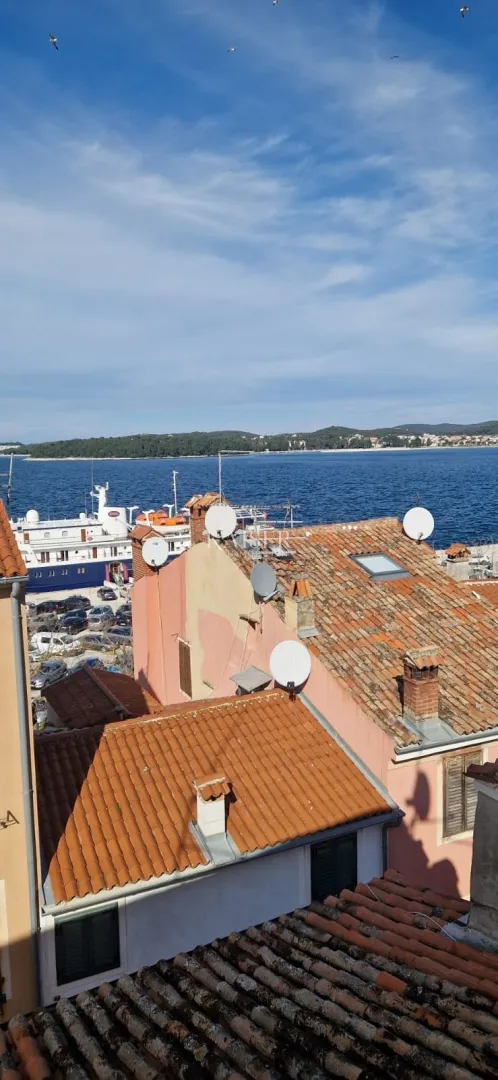 istra, rovinj dvoetažni stan pogled na more 37m2 - slika 2