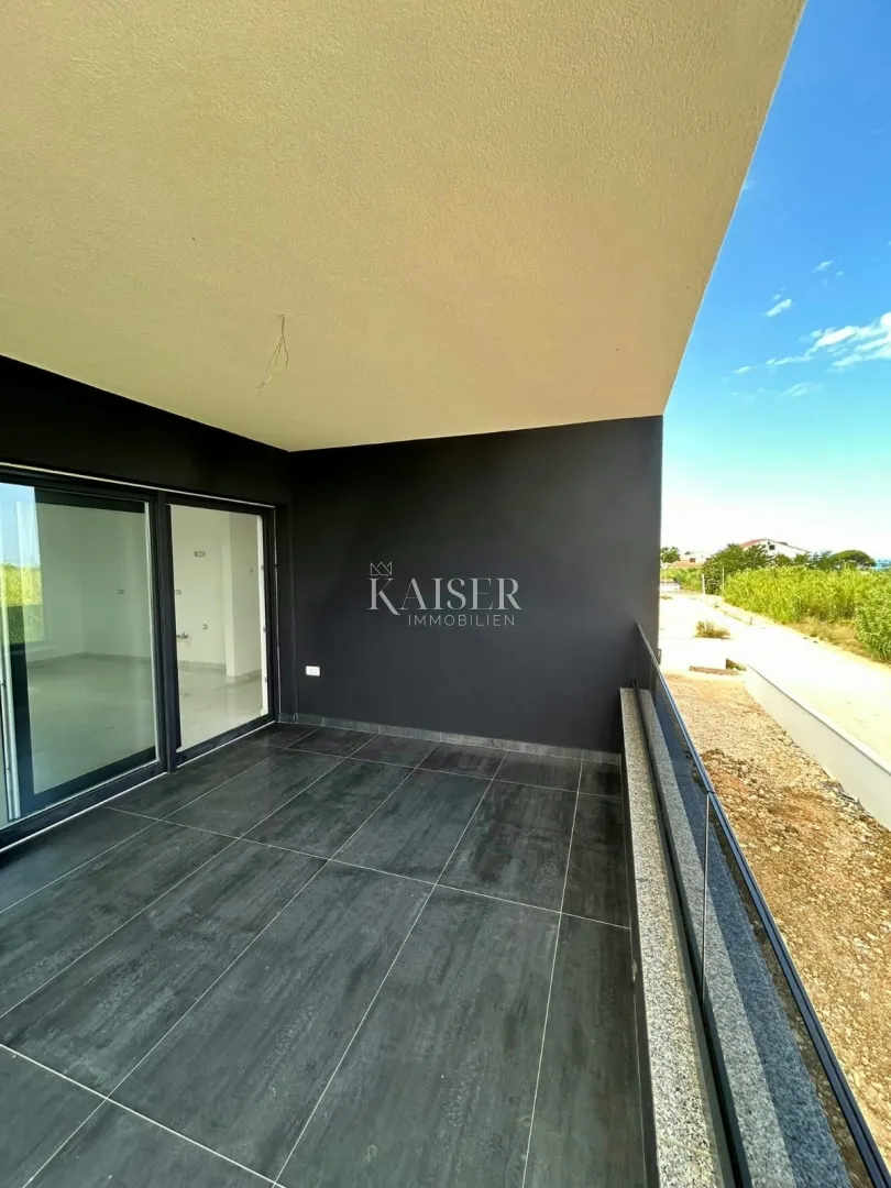 zadar – privlaka, stan s krovnom terasom 150 m od mora - slika 22