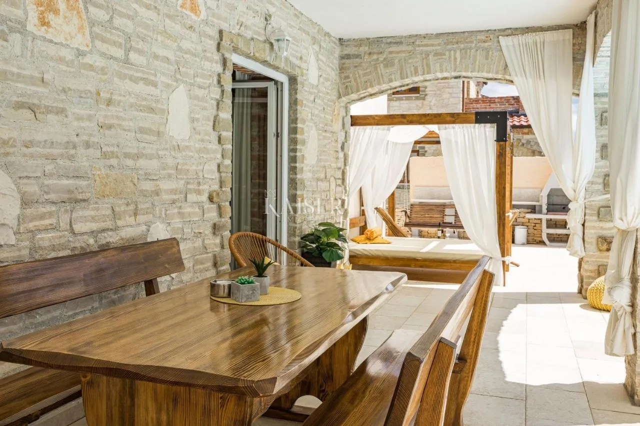 svetvinčenat - rustikalna vila s bazenom, 160 m2 - slika 4