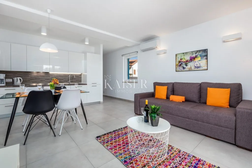 istra - poreč, ekskluzivna vila sa 6 apartmana blizu mora - slika 26