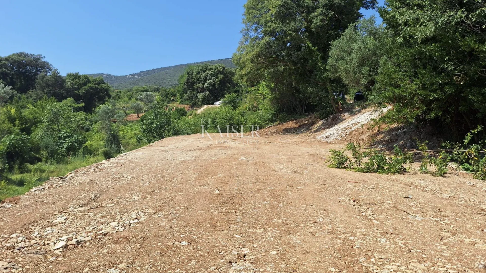nerezine, otok lošinj - atraktivno zemljište s projektom i pogledom na more - slika 2