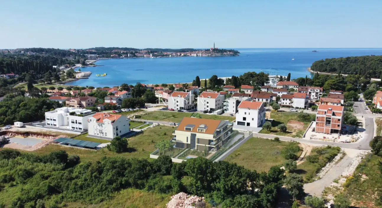 istra - rovinj, luksuzan stan na prvom katu pogled more - slika 7