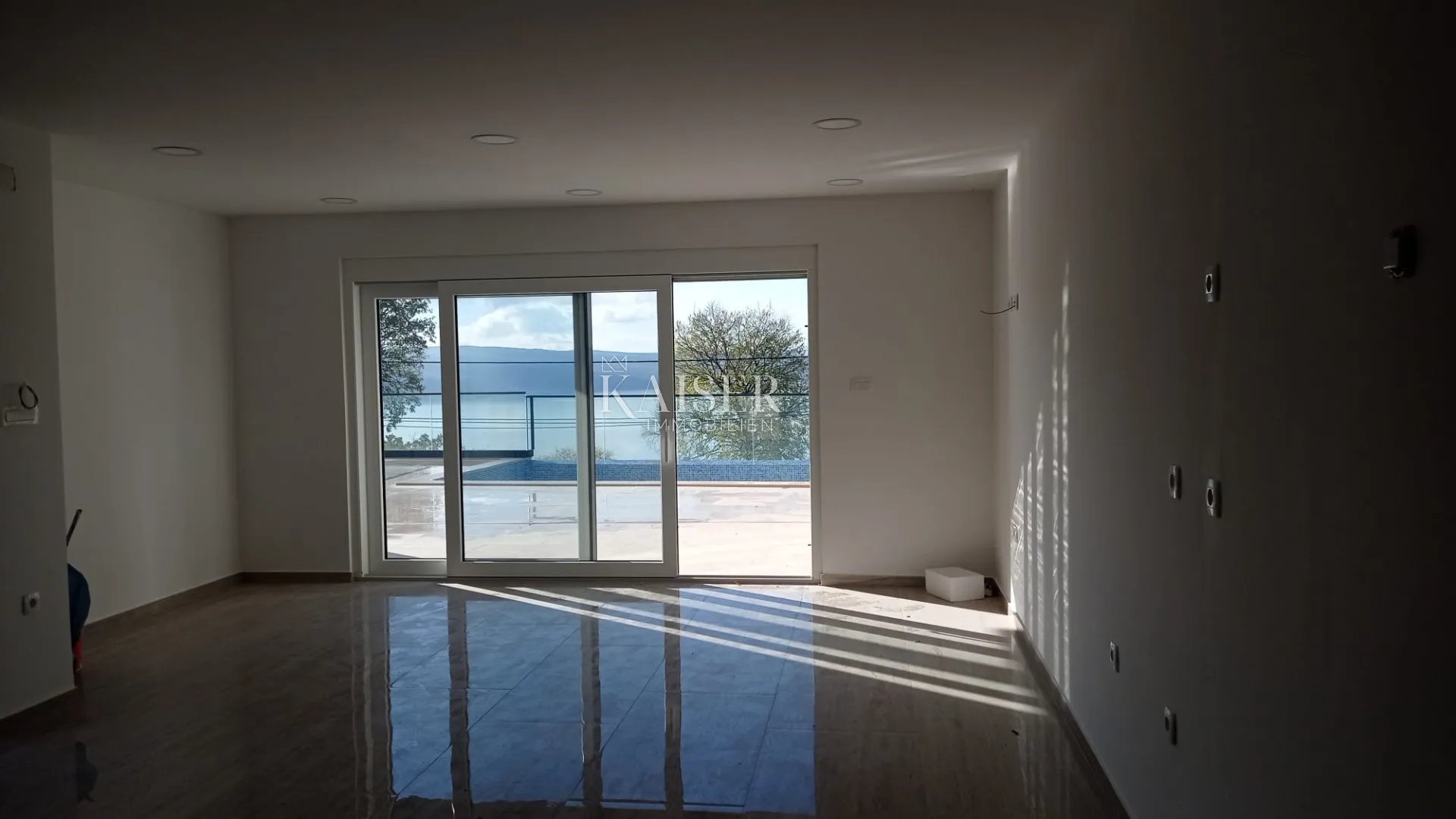 crikvenica, dramalj - troetažni luksuzni stan - slika 15
