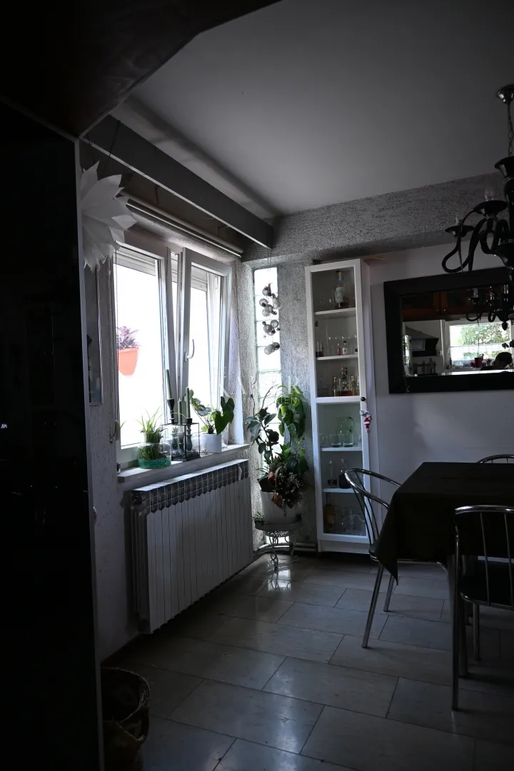 crikvenica - trosoban stan sa velikom okućnicom - slika 21