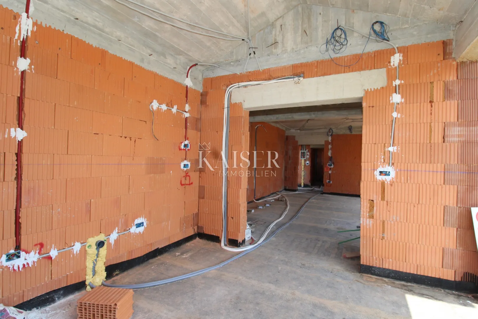istra, pula- dvojna kuća 170m2 s bazenom u rohbau - slika 3