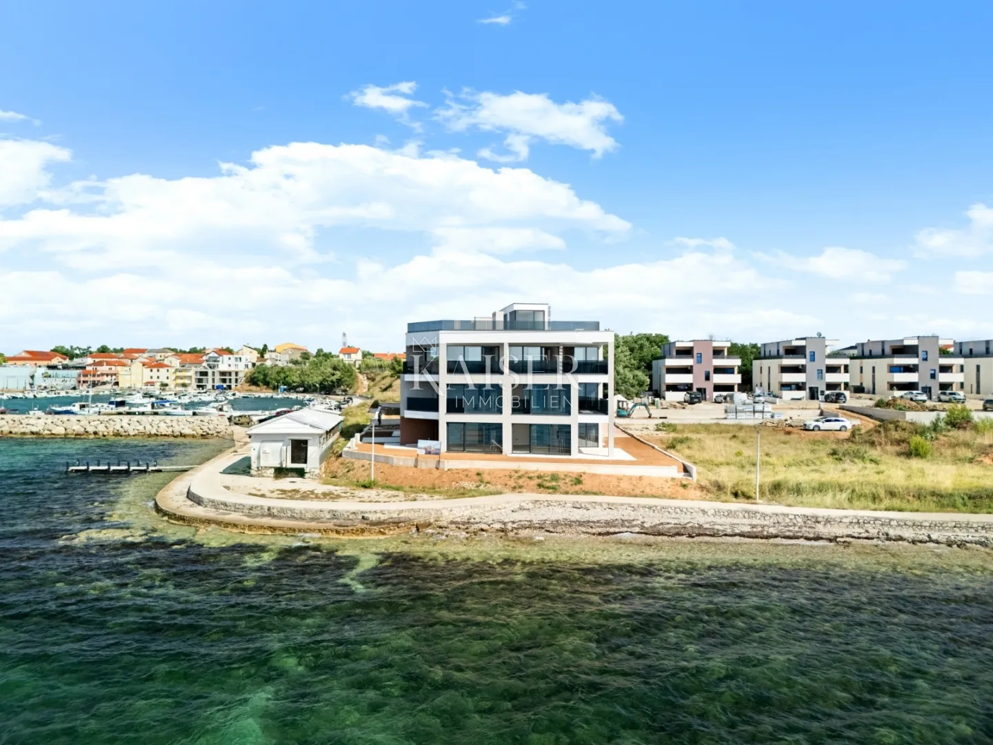 zadar – privlaka | prvi red do mora – moderan stan s privatnim vrtom - slika 2