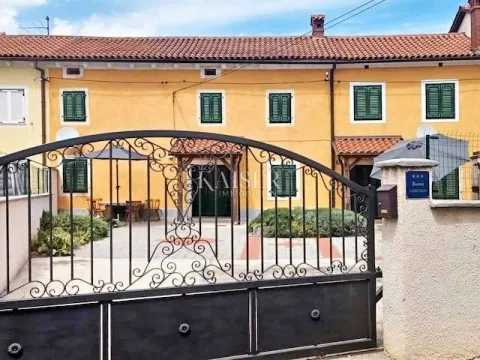 istra, marčana- adaptirana kuća u nizu s dvorištem - slika 2