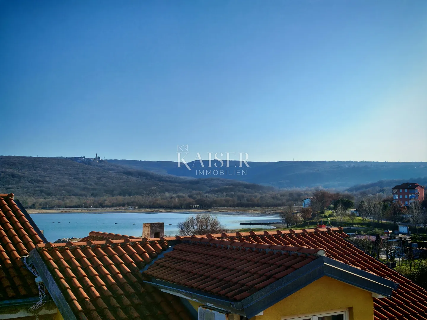 otok krk, čižići- dvosoban stan 55m2, samo 60m od mora - slika 18
