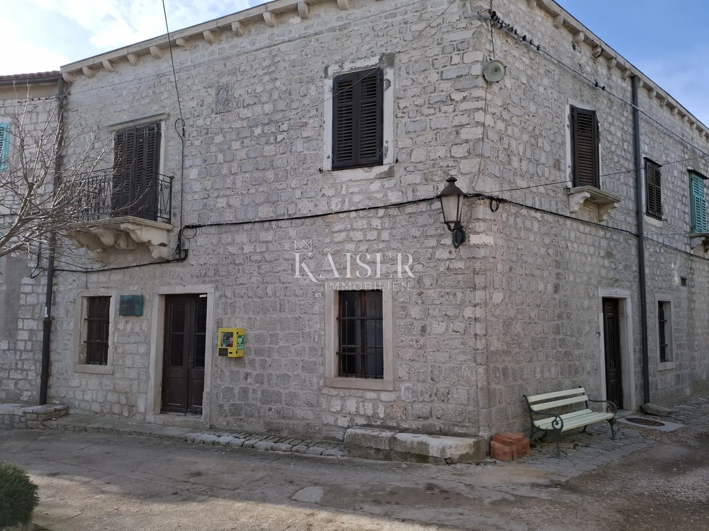 otok cres-lošinj, osor, troetažni stan 148 m2 - slika 18