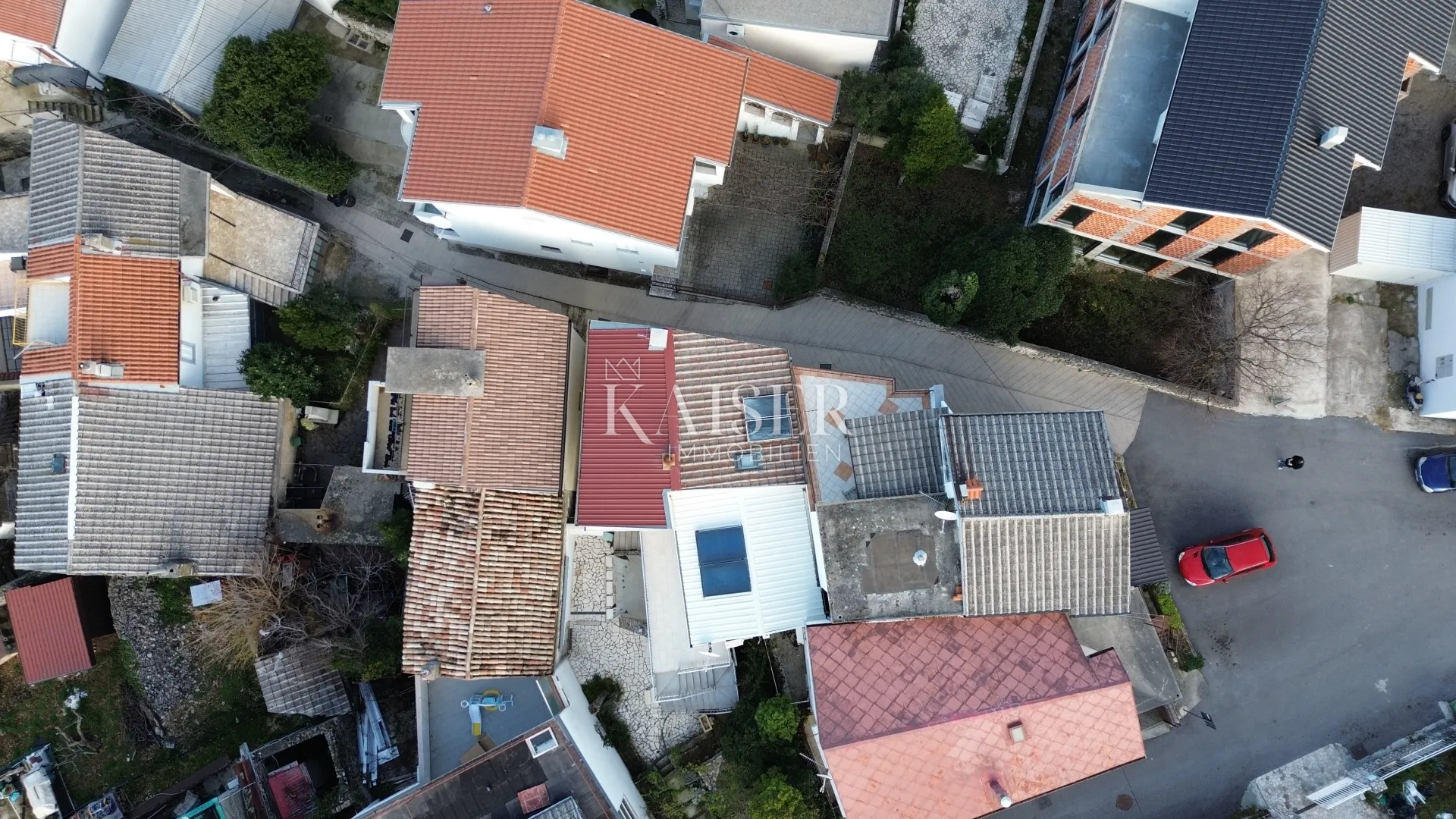 crikvenica, selce - novoadaptirana kuća sa 2 stana i parkingom - slika 28