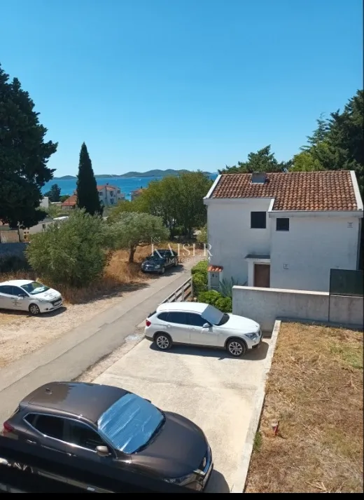 zadar, pakoštane- 2 atraktivna apartmana u blizini mora - slika 2