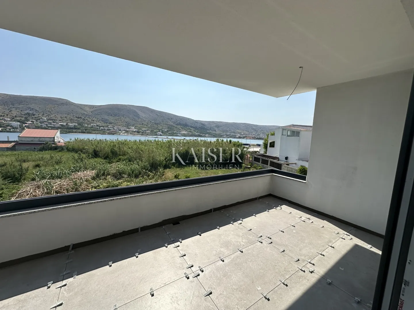 pag, stan - 57,63 m2 s pogledom na more, 70 m od mora - slika 11