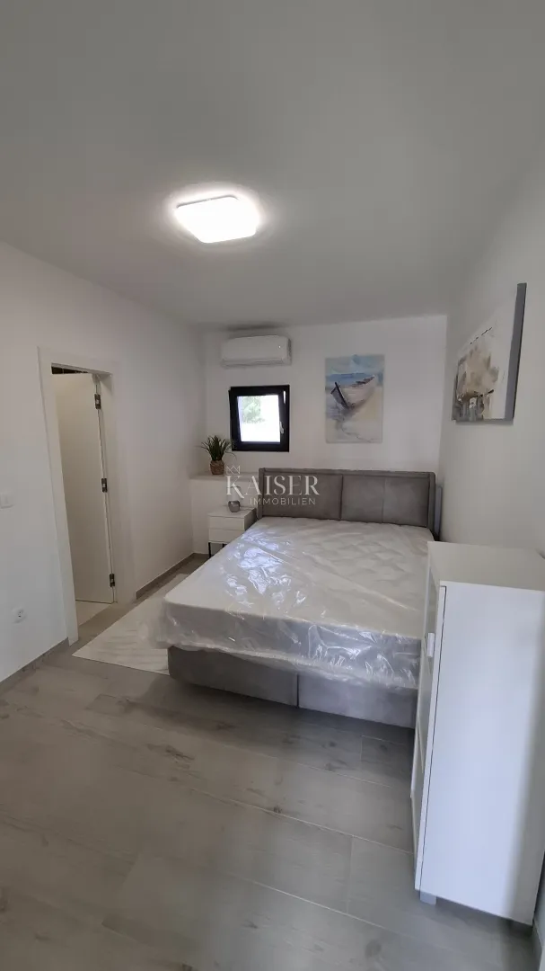 istra, kaštelir - kuća sa dva stana, 188m2, bazen - slika 32