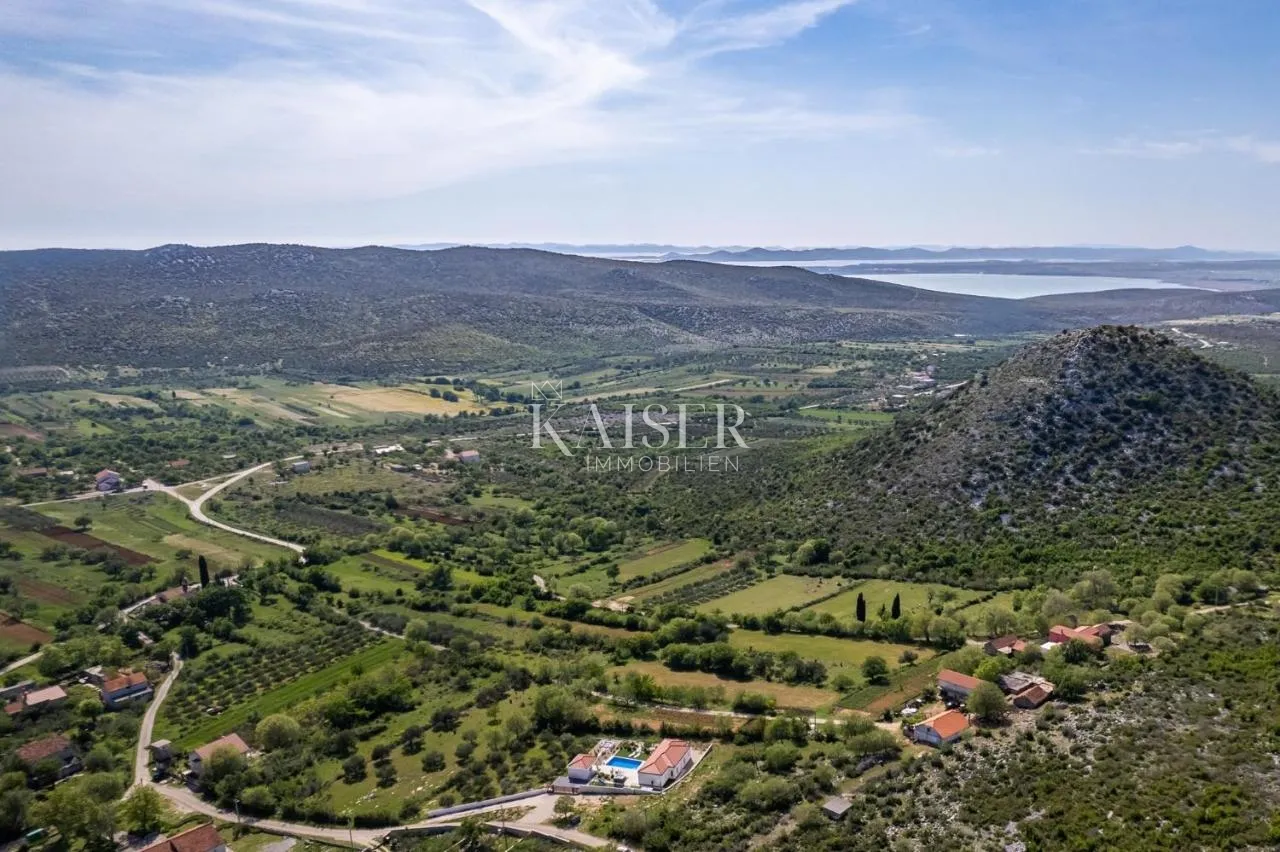šibenik - prekrasna kuća na osami - slika 2
